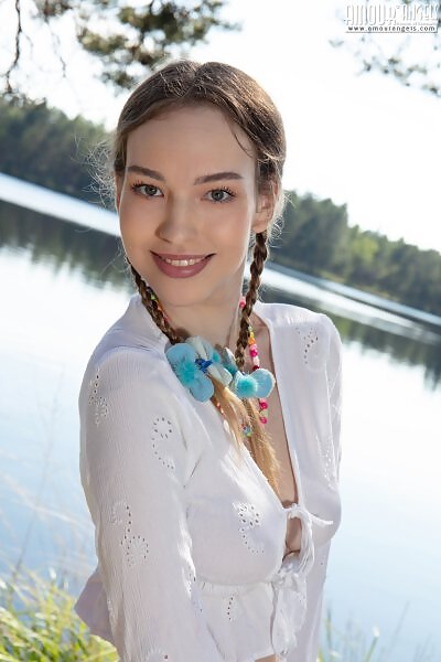 Lola Wink in Honey Glow from Amour Angels - 7/20