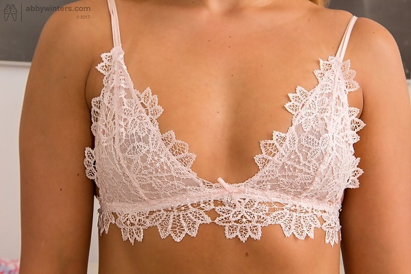 Anna S lace bra from Abby Winters - 4/16
