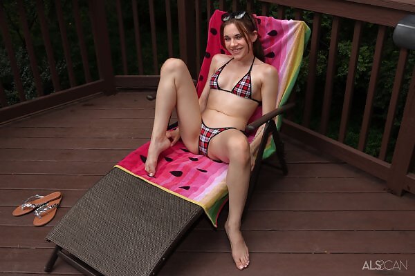 Seepage featuring Rose Carter from ALS Scan - 3/16