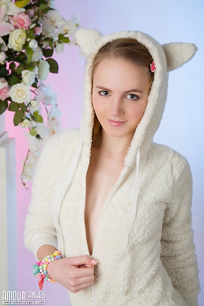 Belonika in Meow from Amour Angels - 3/20