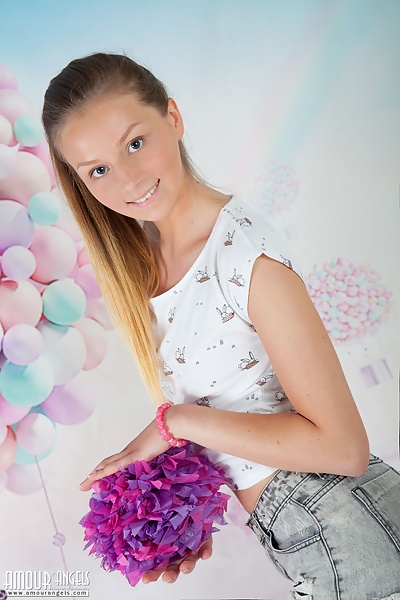 Presenting Samira from Amour Angels - 3/20