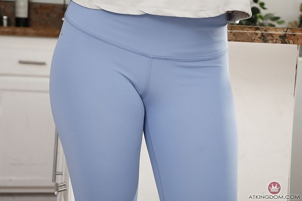 Brooklyn Belle yoga pants from ATK Galleria - 1/20