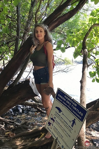 Gabbie Carter behind the scene from ATK Galleria - 3/18