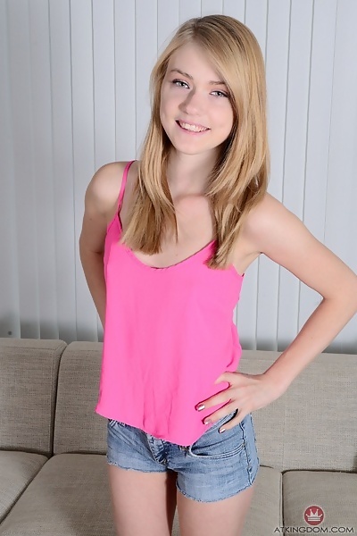 Hannah Hays jean shorts from ATK Galleria - 1/20