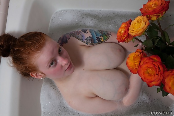 Kaycee Barnes in Kaycee's Tub Time Set from Cosmid - 11/16