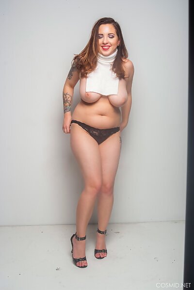 Paige Rad strips on stage