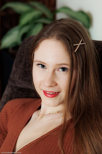 Zuzanna by Higinio Domingo from Errotica Archives - 1/16
