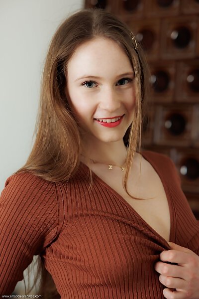 Zuzanna by Higinio Domingo from Errotica Archives - 4/16