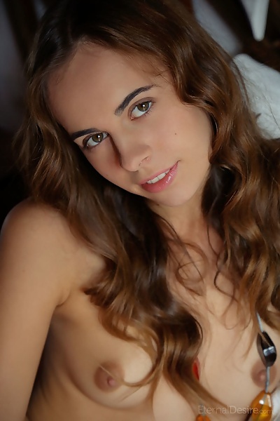 Light featuring Gracie A by Arkisi from Eternal Desire - 7/16