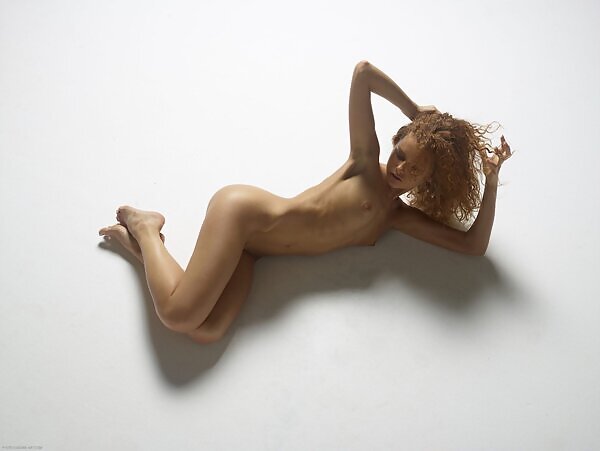 Julia Nude Figures from Hegre - 7/16