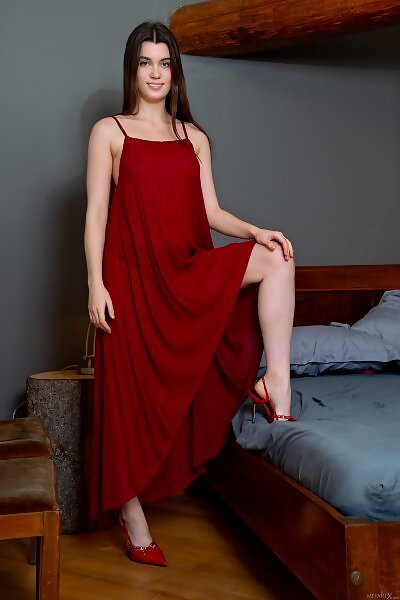 Danna Bliss in Catwalk In The Green from Met Art X - 1/18