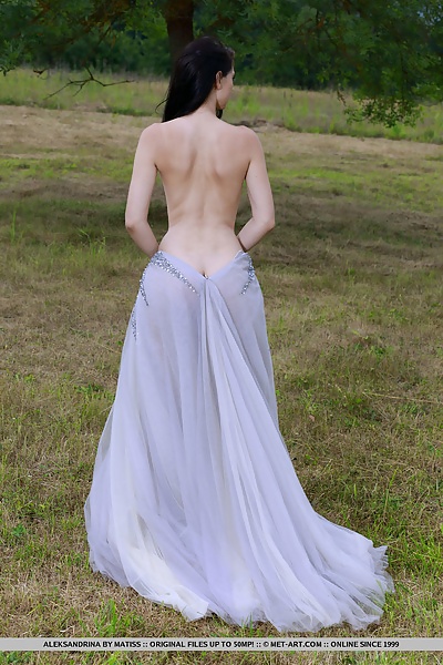 Aleksandrina in Classy Nature by Matiss from Met Art - 6/18