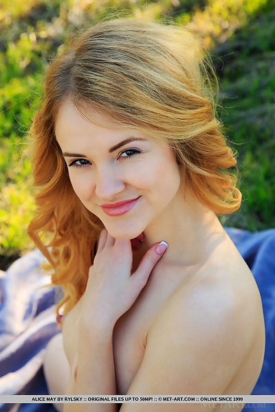 Alice May in Rupie by Rylsky from Met Art - 18/18