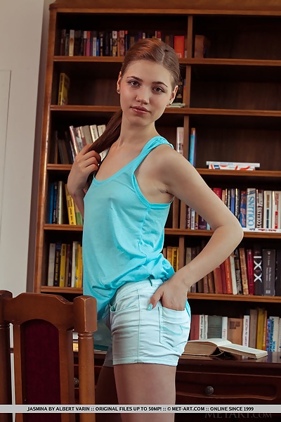 Jasmina in Simply Classic by Albert Varin from Met Art - 4/18