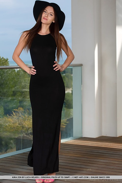 Kira Zen in Voliana by Luca Helios from Met Art - 1/18
