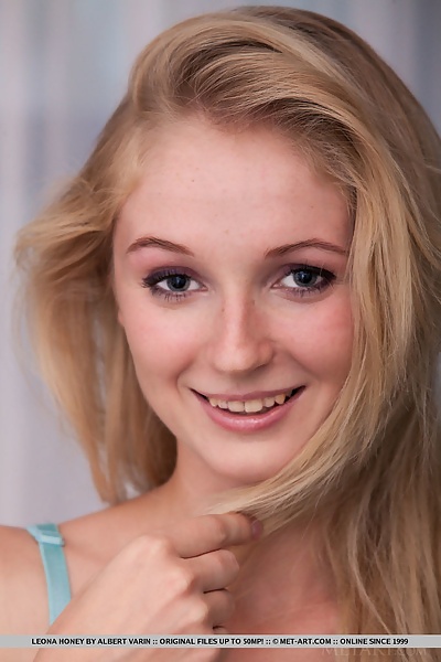 Leona Honey in Enanto by Albert Varin from Met Art - 1/16