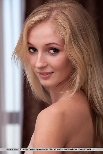 Leona Honey in Enanto by Albert Varin from Met Art - 16/16