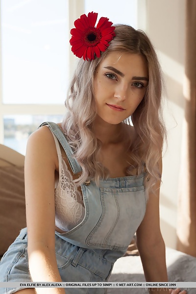 Presenting Eva Elfie by Alex Alexa from Met Art - 1/18