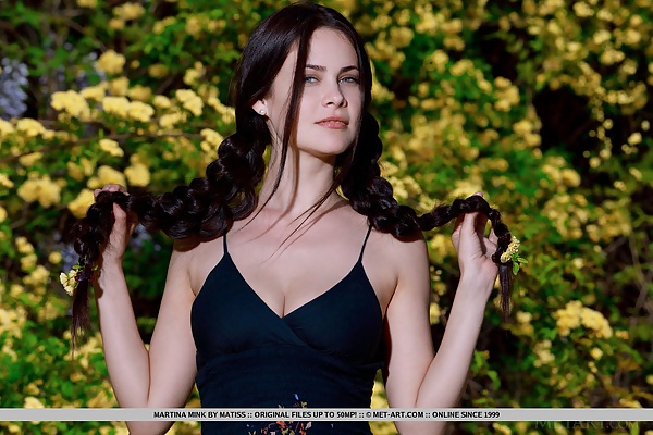 Presenting Martina Mink by Matiss from Met Art - 2/18