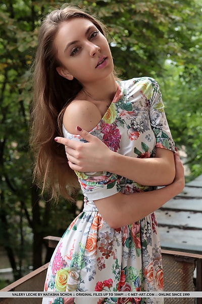 Presenting Valery Leche by Natasha Schon from Met Art - 3/18