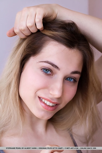Stephanie Pearl in Softest Pearl by Albert Varin from Met Art - 5/18