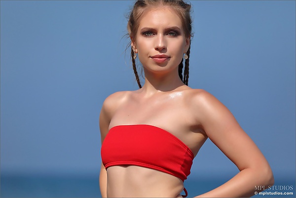 Aristeia in Sunday Beach from MPL Studios - 1/12
