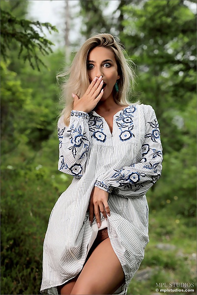 Cara Mell in Imladris from MPL Studios - 2/12