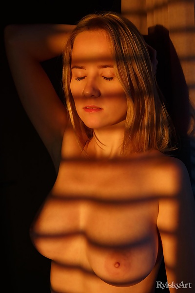 Domashka featuring Delizi by Rylsky from Rylsky Art - 13/16