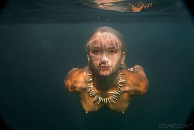 Initte featuring Milena D & Nika N by Antares