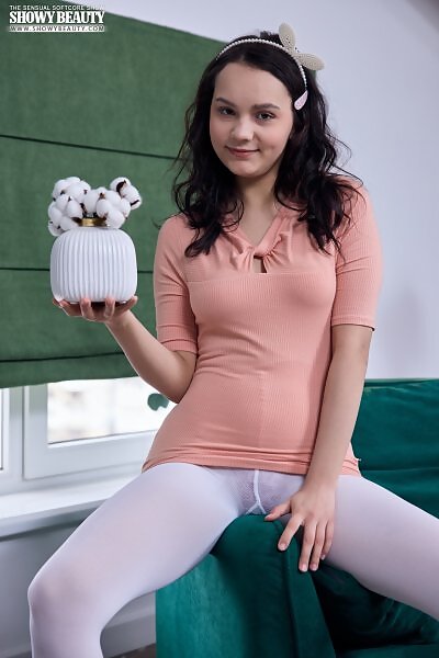 Emma in Silken Dreams from Showy Beauty - 1/20