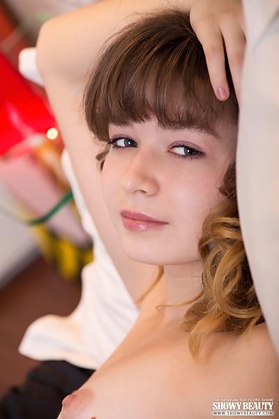 Kelly in Cute Princess from Showy Beauty - 15/20