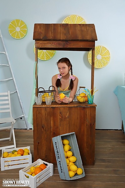 Kim in Sweet Lemon from Showy Beauty - 1/20