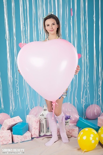 Mango in Big Heart from Showy Beauty - 1/20
