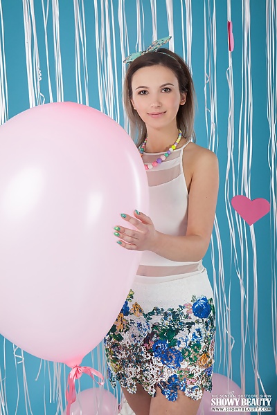Mango in Big Heart from Showy Beauty - 2/20