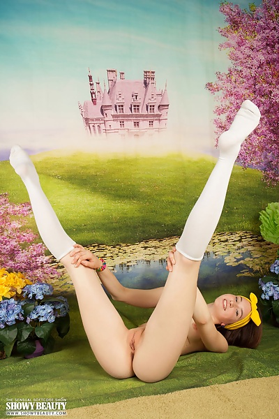 Slava in Sundae from Showy Beauty - 11/20