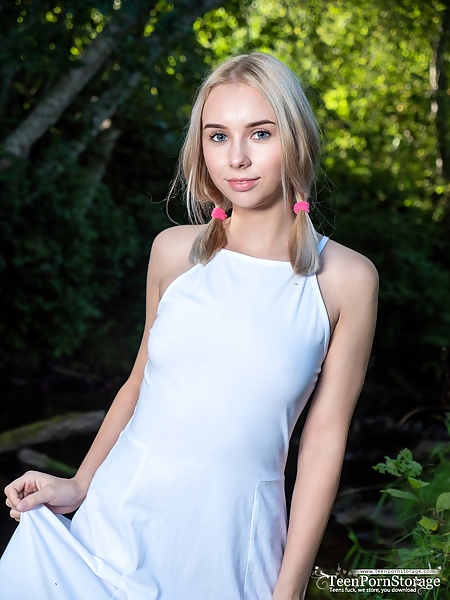 Maya in River walk from Teen Porn Storage - 1/20