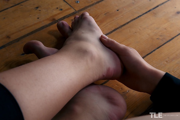 Foot Fetish featuring Amanda R by Higinio Domingo from The Life Erotic - 11/16