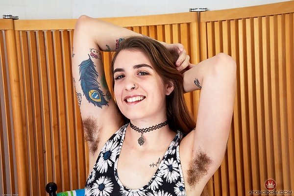 Tattooed amateur shows off her monster bush