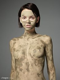 Ariel Body mud mask