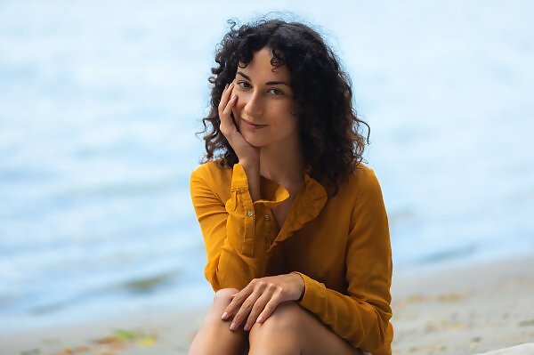 Aisha Vale in Golden Gaze by David Menich from Viv Thomas - 1/16