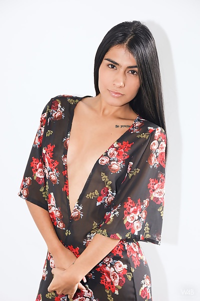 Casting Valery from Watch 4 Beauty - 1/16
