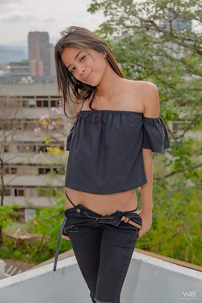 Karin Torres in I Like It Hard from Watch 4 Beauty - 4/16
