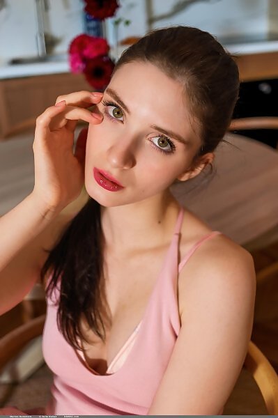 Marion Summers in Marion Summers 1 by Julia Kalias from Domai - 2/16