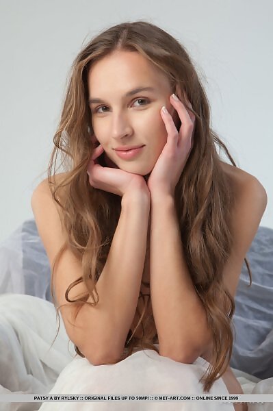 Presenting Patsy by Rylsky from Met Art - 15/15