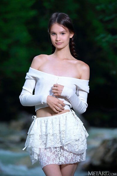 Anastasia Bella in River Spell by Matiss from Met Art - 3/16