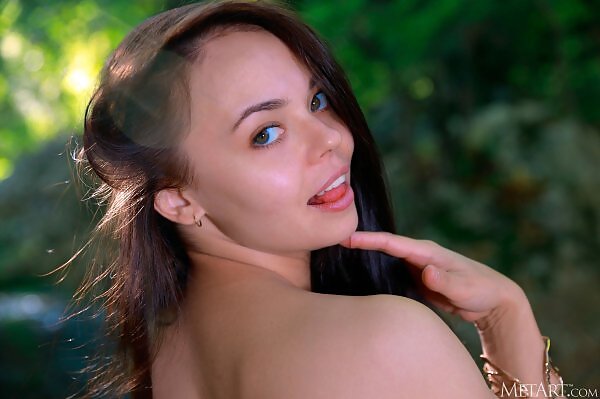 Mia Grandi in Forest Frenzy by Matiss from Met Art - 15/16
