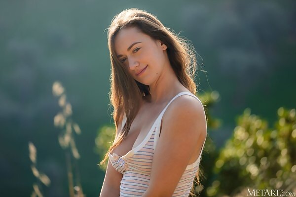 Presenting Audrey Sterling by David Menich from Met Art - 3/16