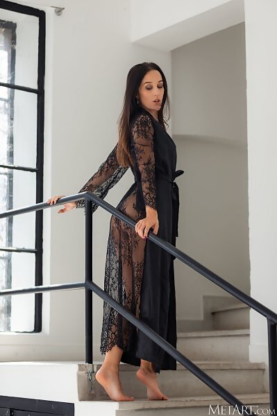 Presenting Helena Valle by David Menich from Met Art - 2/15