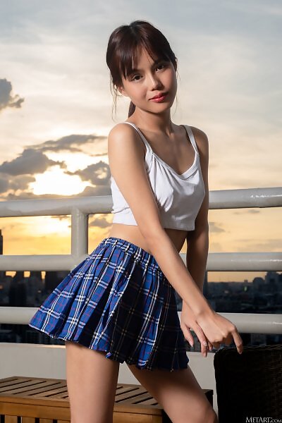 Rose Sarinz in Twilight Delight from Met Art - 1/18