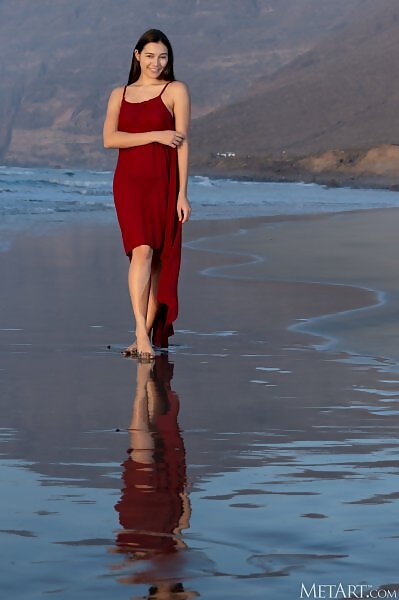 Shelena in Summer Splash by Luca Helios from Met Art - 1/16